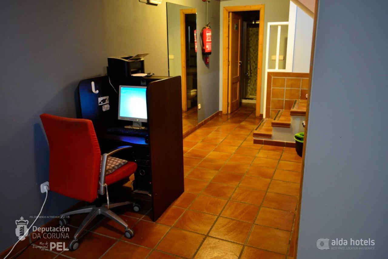 Albergue O Fogar De Teodomiro Saint-Jacques-de-Compostelle Extérieur photo